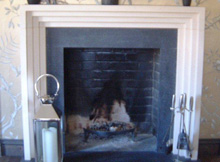 Letter cutting - Chippenham, Wiltshire - Howlett-Neal Masonry & Conservation - Stone carving